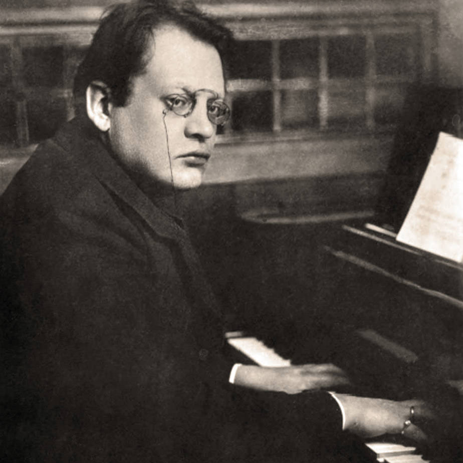 Max Reger - Blüthner Artist